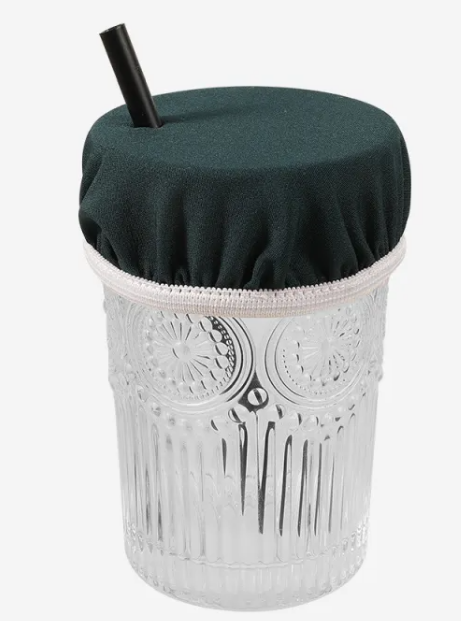 Couvercle de tasse avec bande élastique anti-poussière