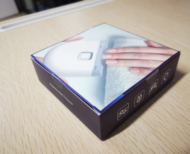 Coupe-ongles électrique avec polisseuse d'ongles lumineuse