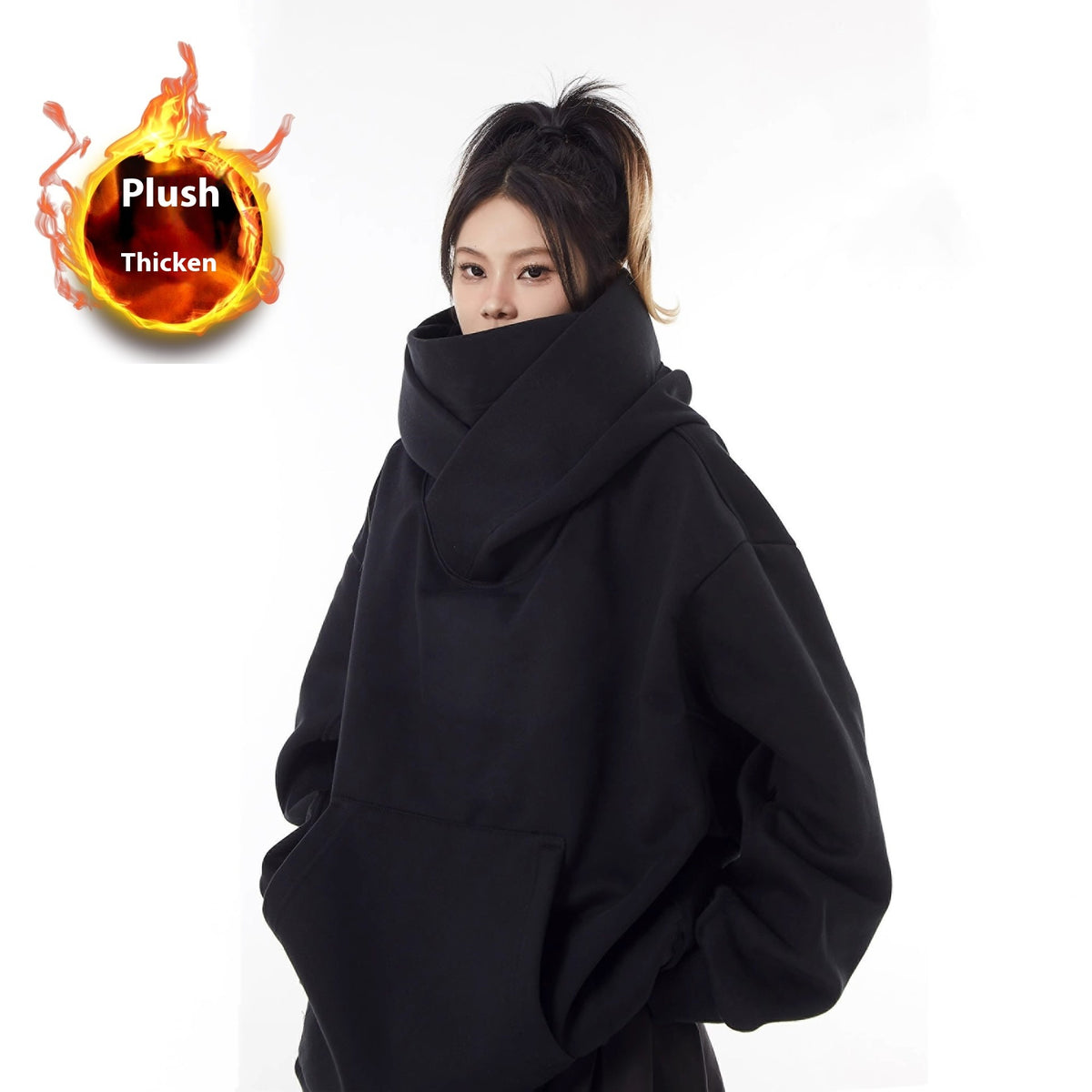 Weiter Hoodie mit hohem Kragen und Fleecefutter